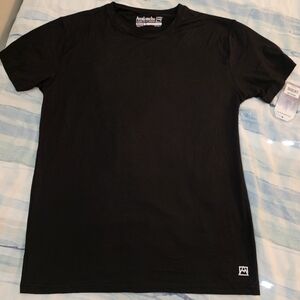 Avalanche men’s short-sleeve crewneck t-shirts NWT